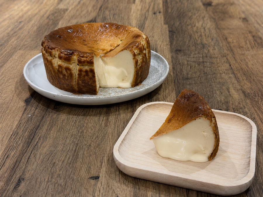Lotus Biscoff Basque Cheesecake